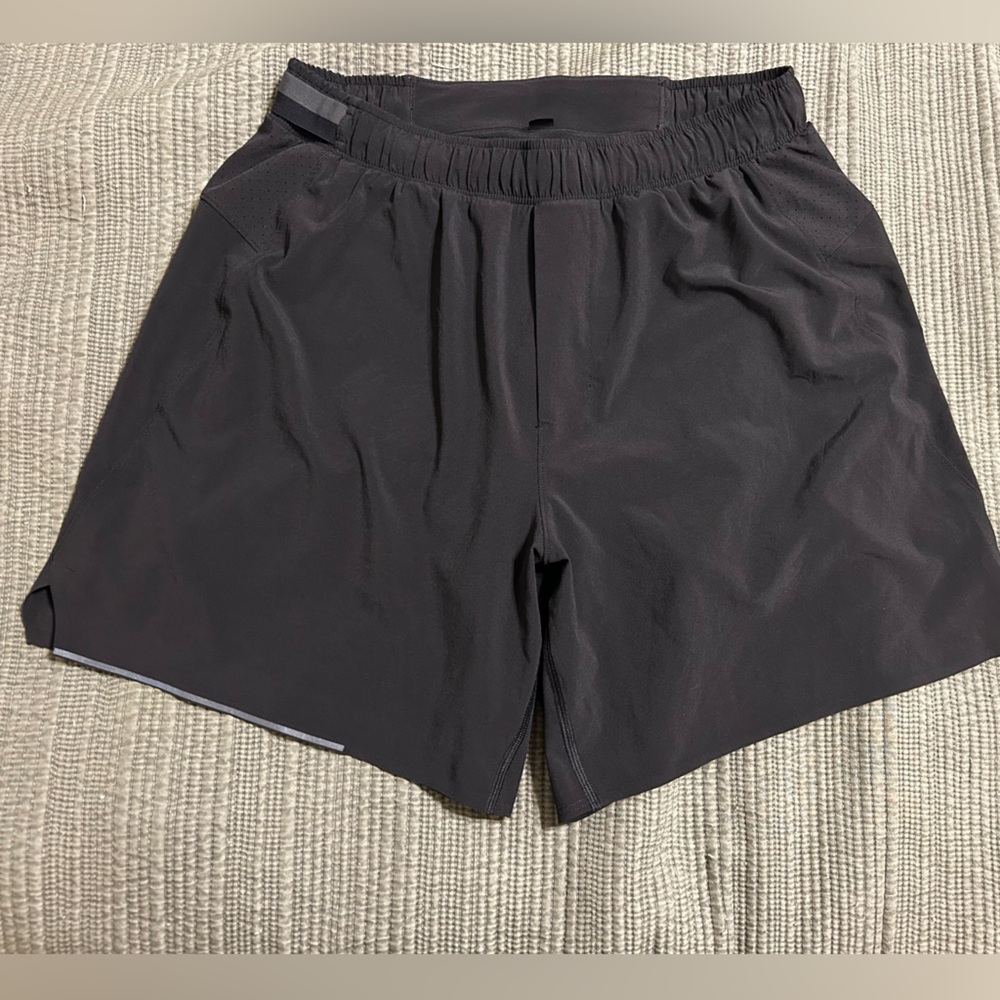 Lululemon Men’s Surge Shorts Medium